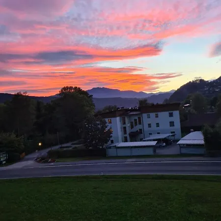 Edeltraud, Fusslaeufig Zum Und 20 Minuten Vom Skigebiet Entfernt アパート