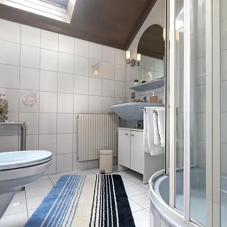 Edeltraud, Fusslaeufig Zum Und 20 Minuten Vom Skigebiet Entfernt アパート