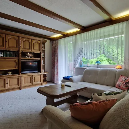 Edeltraud, Fusslaeufig Zum Und 20 Minuten Vom Skigebiet Entfernt 公寓